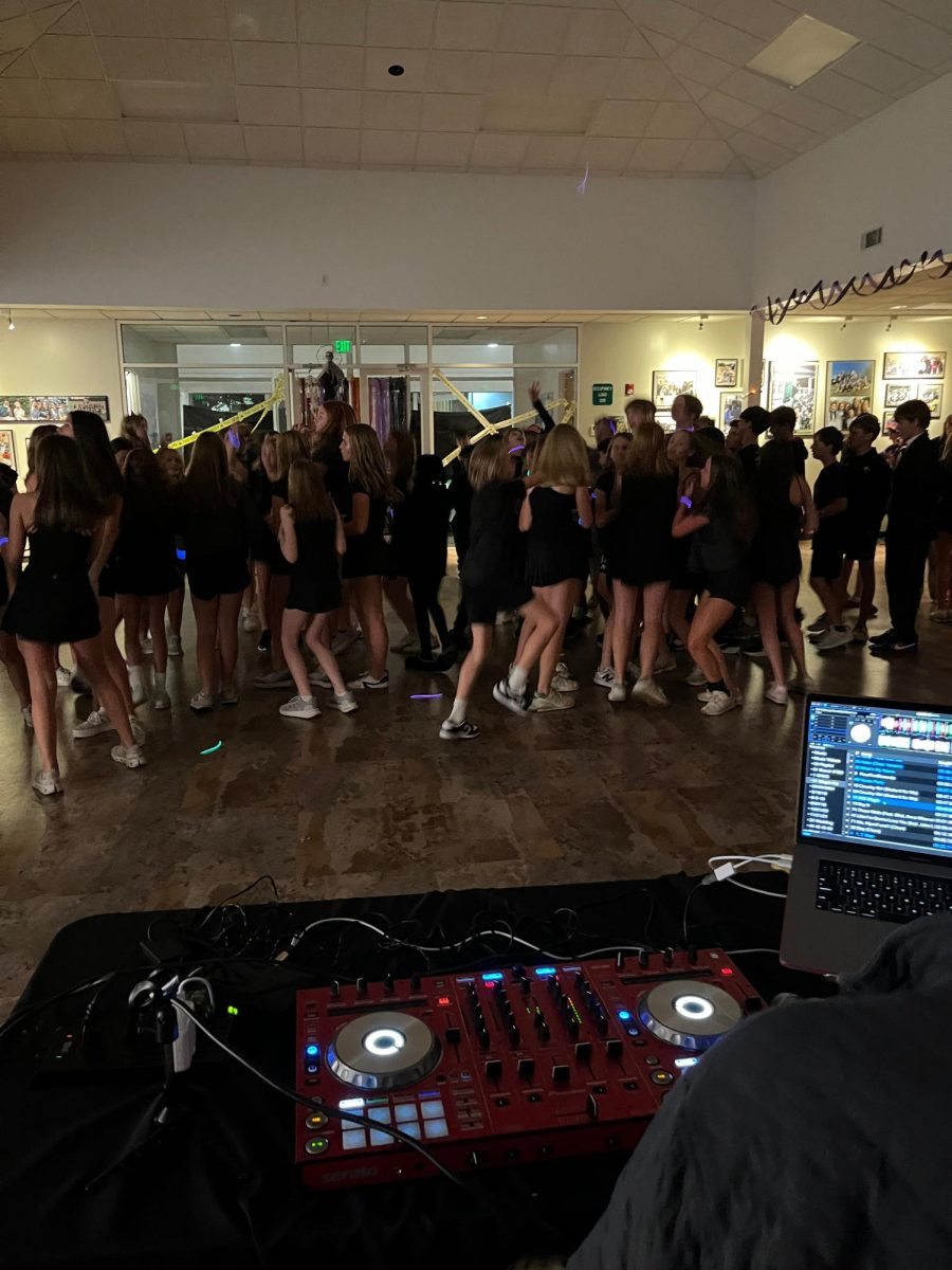 This year’s fall middle school dance
Photo Credit: Amy Heath
